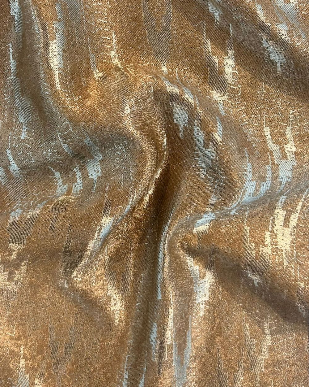 Cleopatra — Auriu